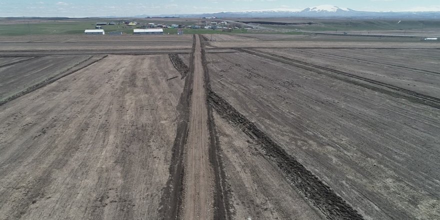 Kars ve Ardahan’da Arazi Toplulaştırma Çalışmaları Tüm Hızıyla Devam Ediyor