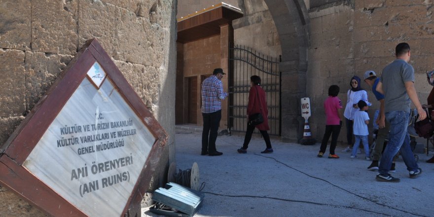  Medeniyetler beşiği Ani’ye yoğun ilgi 