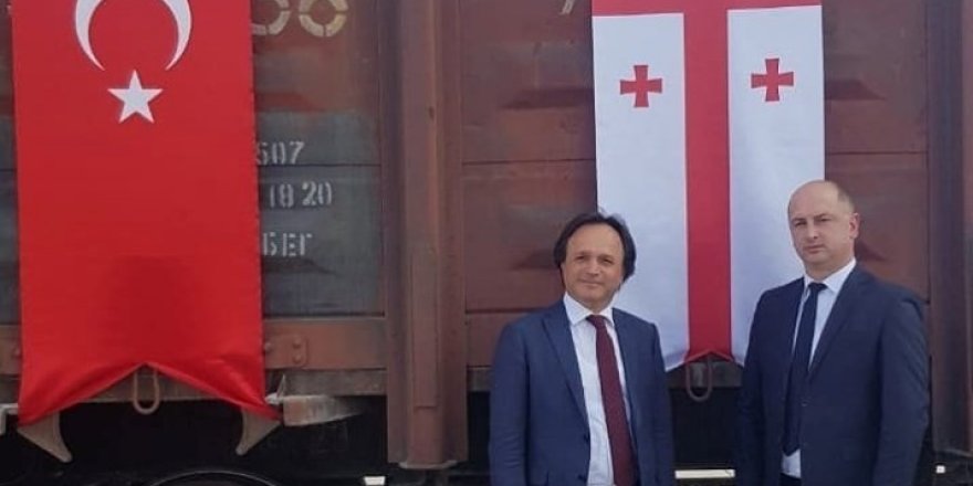 Bakü-Tiflis-Kars demiryoluyla Türkiye'den Gürcistan'a kargo taşımacılığı başladı 