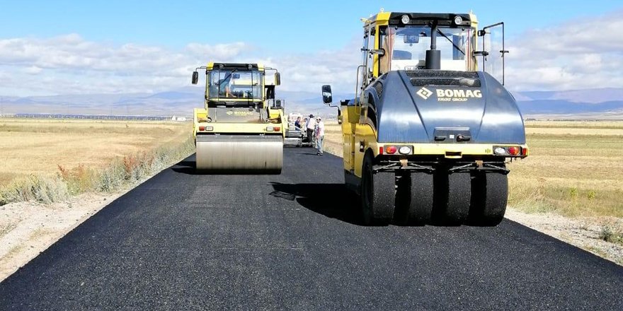 Selim-Akpınar yolu sıcak asfalt oluyor