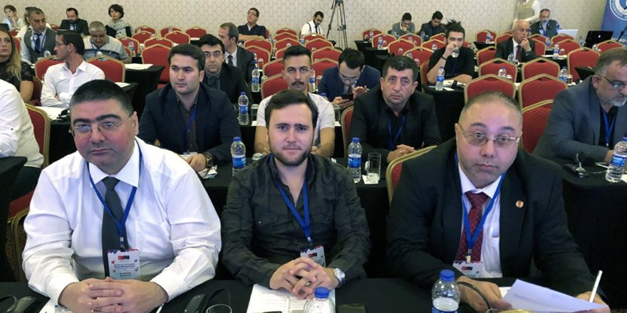 Kars'tan Gazeteciler Medya ve Mülteciler Basın Buluşmasına katıldı