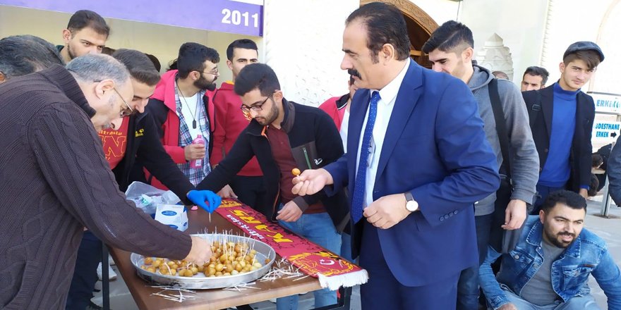 ultrAslan’lar, Şehit Caner Selimoğlu için lokma dağıttı