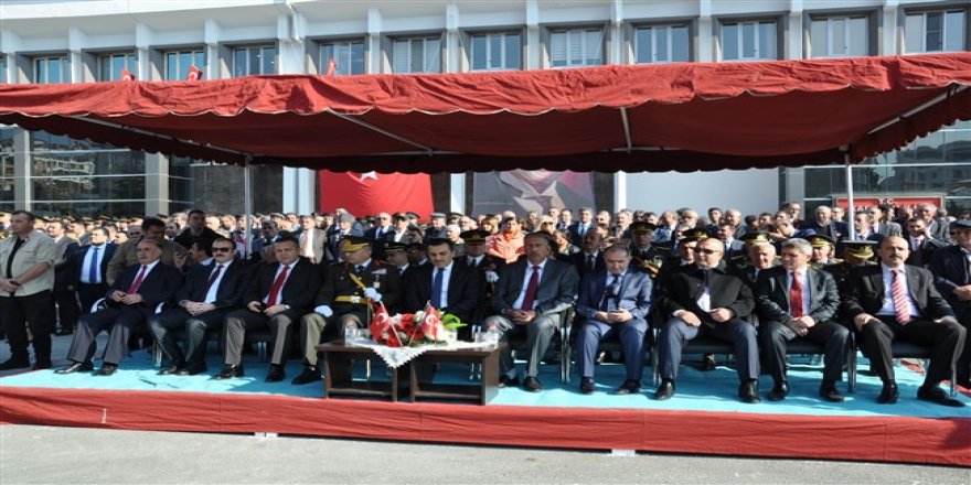 Kars’ta Cumhuriyet Bayramı coşkusu
