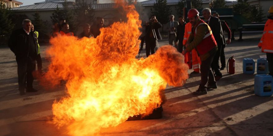 Kars’ta acil durum yangın tatbikatı