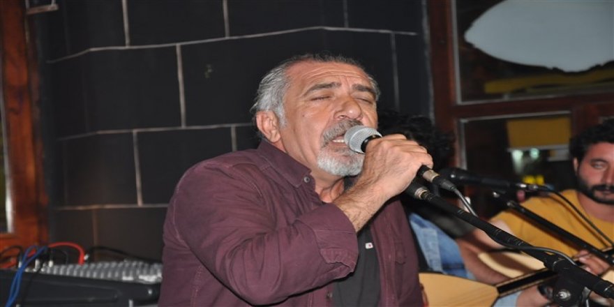 Cevdet Bağca Cihangirzade’de konser verdi