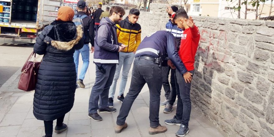 ‘Okul Polisi ve Özel Güvenlik’ Uygulaması İle Öğrenciler Daha Güvende