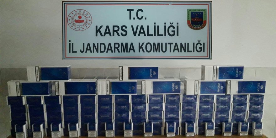 Kars'ta yolcu otobüsünde kaçak sigara ele geçirildi