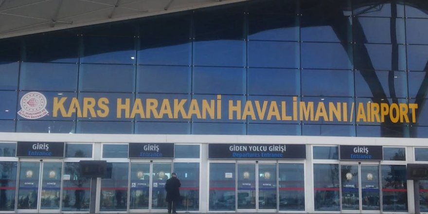 Ağrı ve Erzurum uçağı Kars’a indi