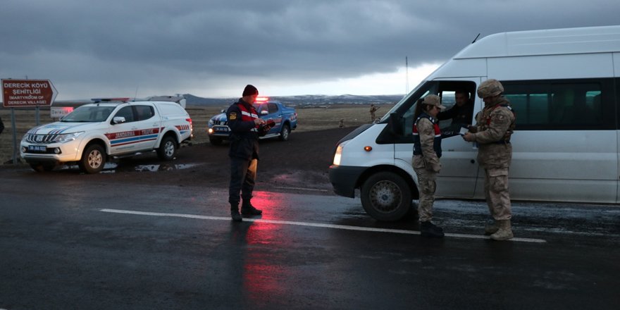 Kars’ta “Türkiye Özel Trafik Uygulaması” yapıldı