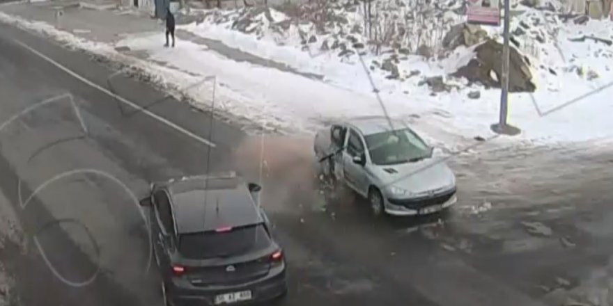 Ağrı, Kars ve Iğdır’da meydana gelen trafik kazaları kameralara yansıdı