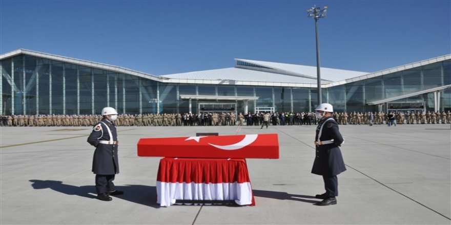 Şehit Yüzbaşının naaşı memleketi Isparta’ya gönderildi