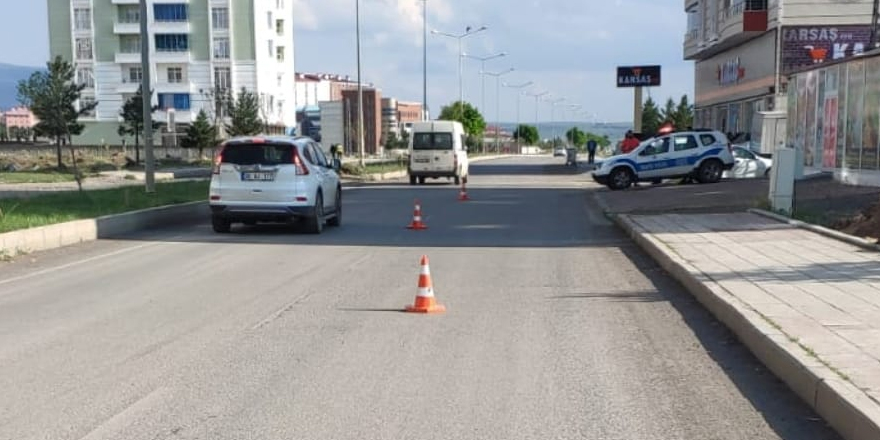 Kars’ta 145 sürücüye ceza yağdı!