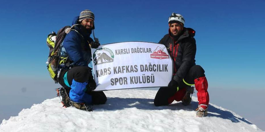 Karslı dağcılar, Ağrı Dağının zirvesinde!