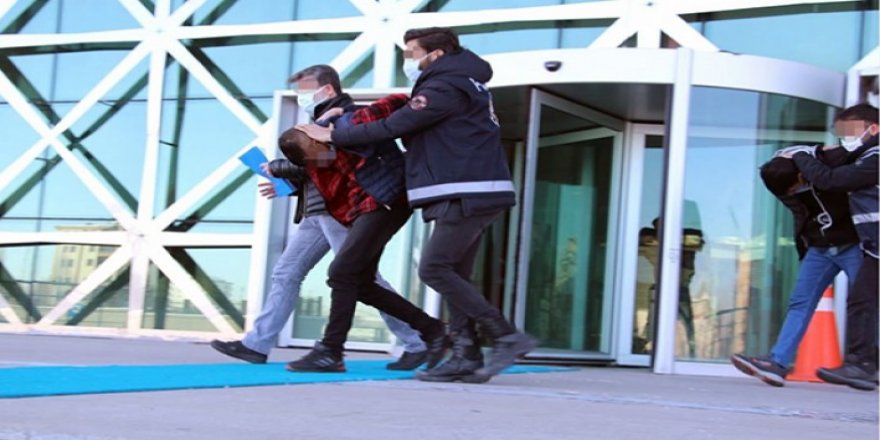 Kars’ta, 200 bin liralık ziynet eşyası çalan hırsızlar yakalandı
