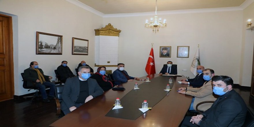 Vali/Belediye Başkanı Türker Öksüz, esnafları dinledi