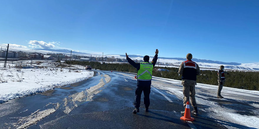 Jandarma’dan kış lastiği denetimi!