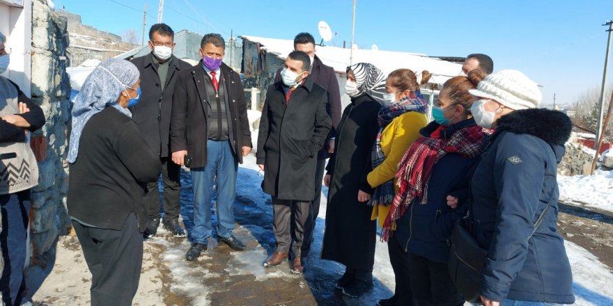 AK Parti İl Başkanı Adem Çalkın, mahalle ve köylerde sorunları dinledi