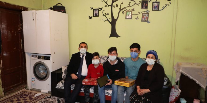 Vali Türker Öksüz'ün ev ziyaretleri devam ediyor