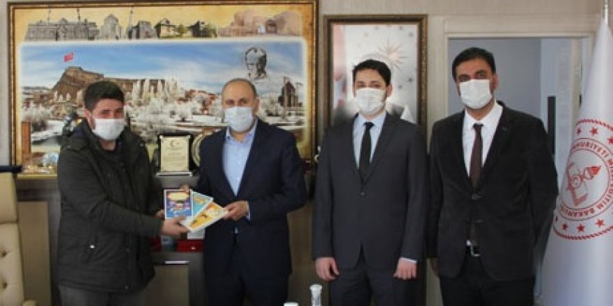 Kars Milli Eğitim İl Müdürü Aydın Acay'a anlamlı ziyaret