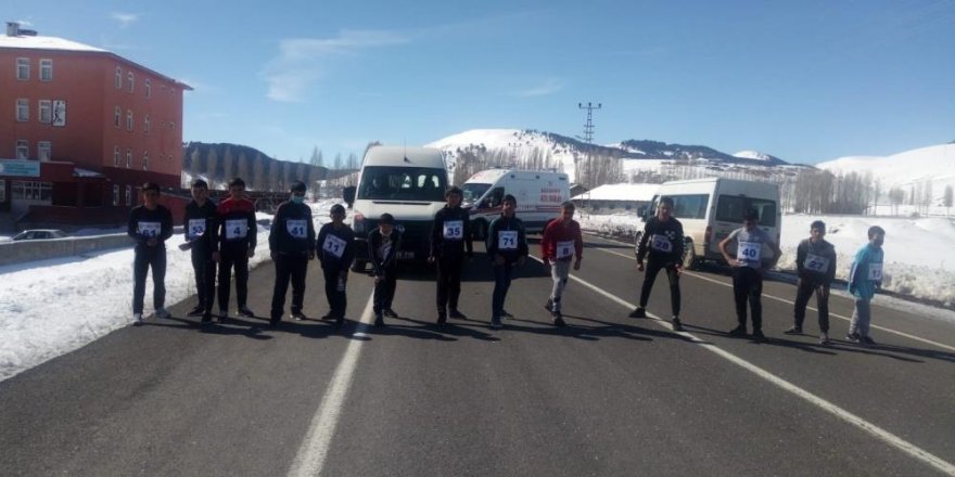 Kars’ta atletizm kros il seçmeleri devam ediyor
