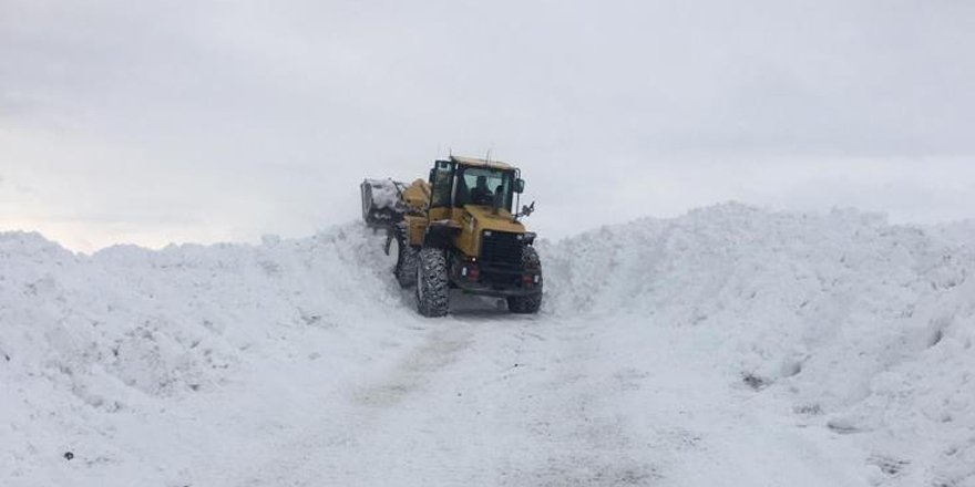  Kars’ta kapalı köy yolları açılıyor