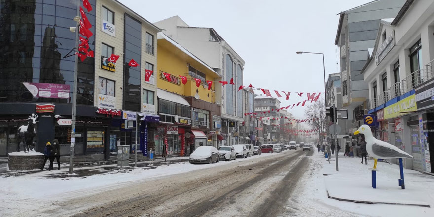 Meteorolojiden Kars için kuvvetli fırtına uyarısı