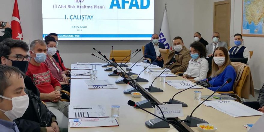 Kars'ta İl Afet Risk Azaltma Planı Eğitimleri Devam Ediyor