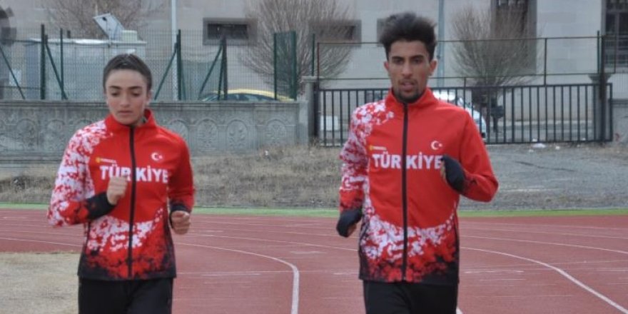  Karslı atletler Türkiye şampiyonu oldu