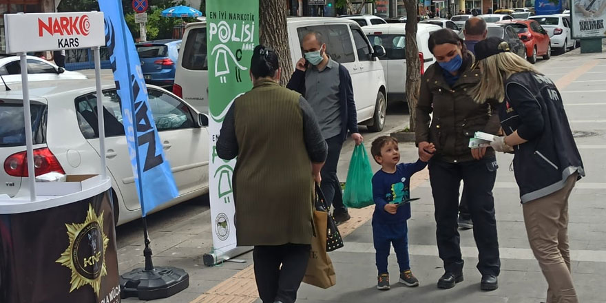 Kars polisinden anne ve anne adaylarına bilgilendirme