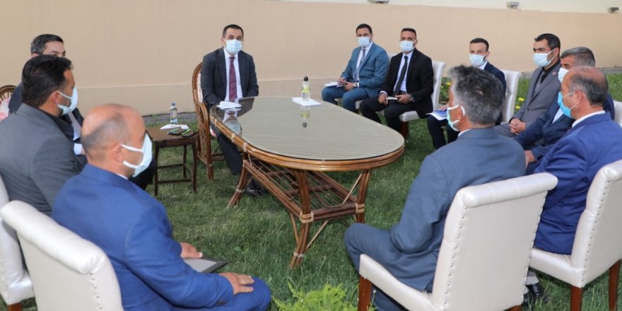 Kars Valisi Türker Öksüz, Köy Muhtarlarının Sorunlarını Dinledi