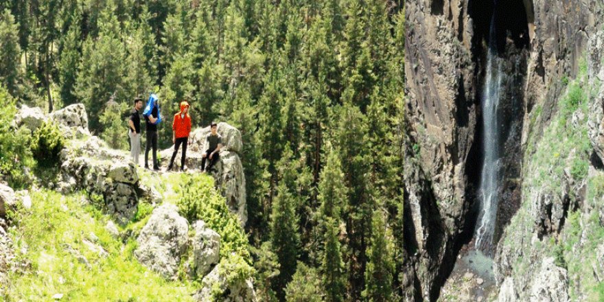 Sarıkmış Keklik Vadisi'ne neden seyir terası yapılmıyor