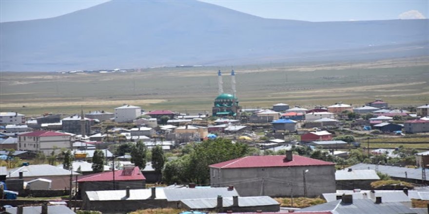 Kars’ta bir belde de etkinlikler yasaklandı