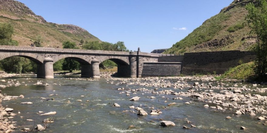 Kuraklık Kars Çayını da vurdu