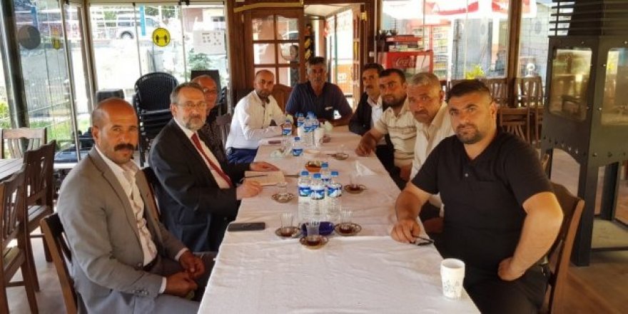 Yasin Aşkın Yıldırım, Digor'da muhtarlarla bir araya gelerek talep ve sorunlarını dinledi