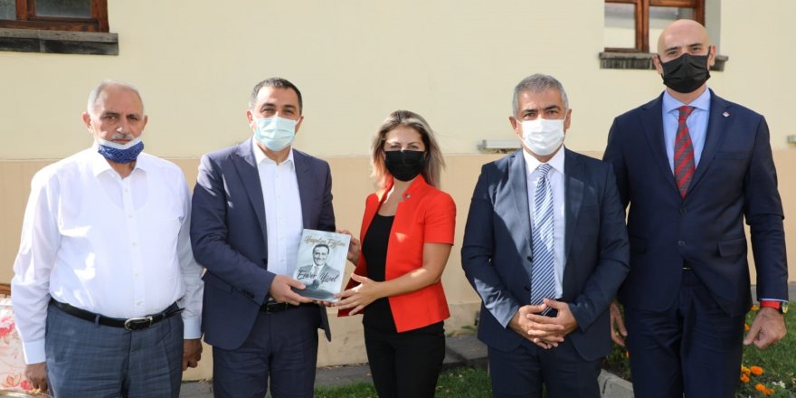 Bahçeşehir Koleji'nden Vali Türker Öksüz'e ziyaret