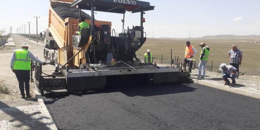 Sanayi Sitesi yıllar sonra asfalt yola kavuştu