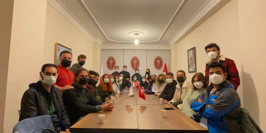 Kars Bölgesi Veteriner Hekimleri Odası Öğrenci Topluluğu "Vetkafkars" faaliyetlerini sürdürüyor