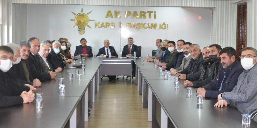 Ak Parti Doğu Anadolu Bölge Koordinatörü Muhammet Esat Nuhoğlu Kars’ta