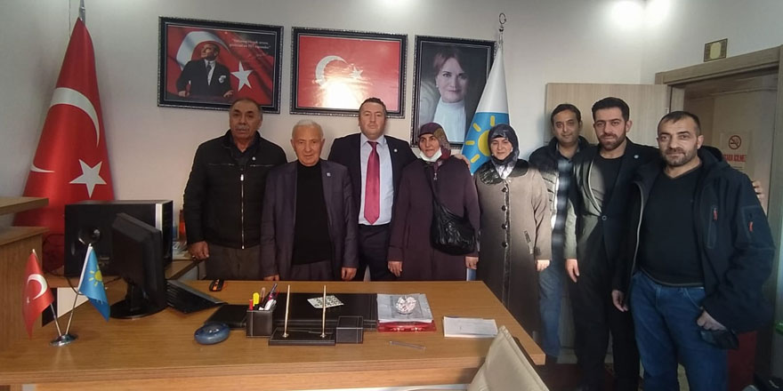 Kars’ta, İYİ Parti'ye 20 kişilik taze kan