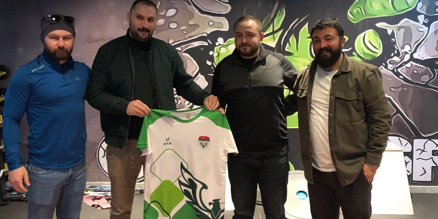 Kars Green Life Fitness Center, Kars 36 Spor Kulübü’ne sponsor oldu