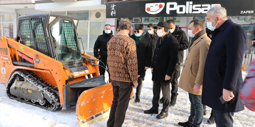 Vali Öksüz, “Tüm yollarda kış tedbirlerini aldık”