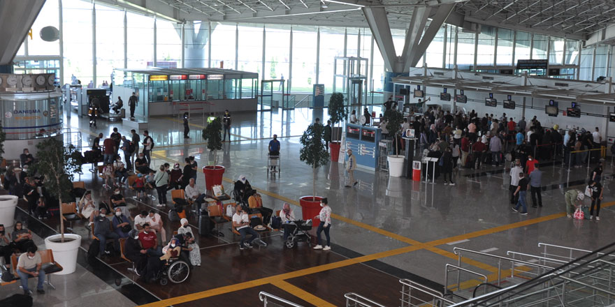 Kars Harakani Havalimanı, mayıs ayında 38 bin 83 yolcu ağırladı