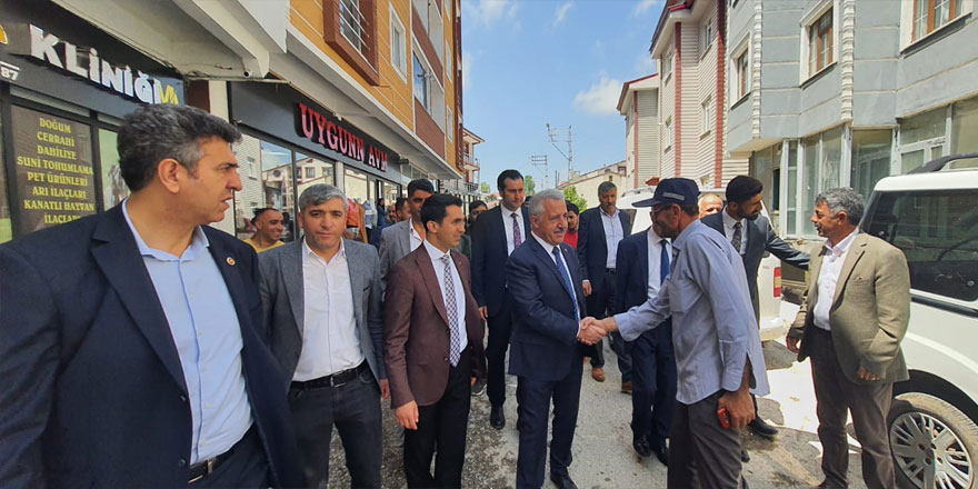 Milletvekili Ahmet Arslan, Sarıkamış’ta esnaf ve vatandaşlarla buluştu
