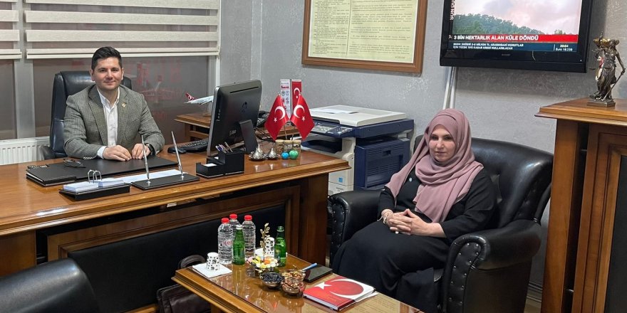İYİ Parti Genel Merkezi Siyasi İşler Başkan Danışmanı Filiz Çelik Şahin Kars'ta