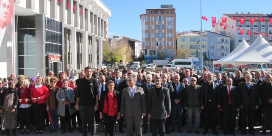 Kars CHP İl Başkanlığı Türkiye Cumhuriyeti'nin 99. Kuruluş Yıldönümünü Kutladı