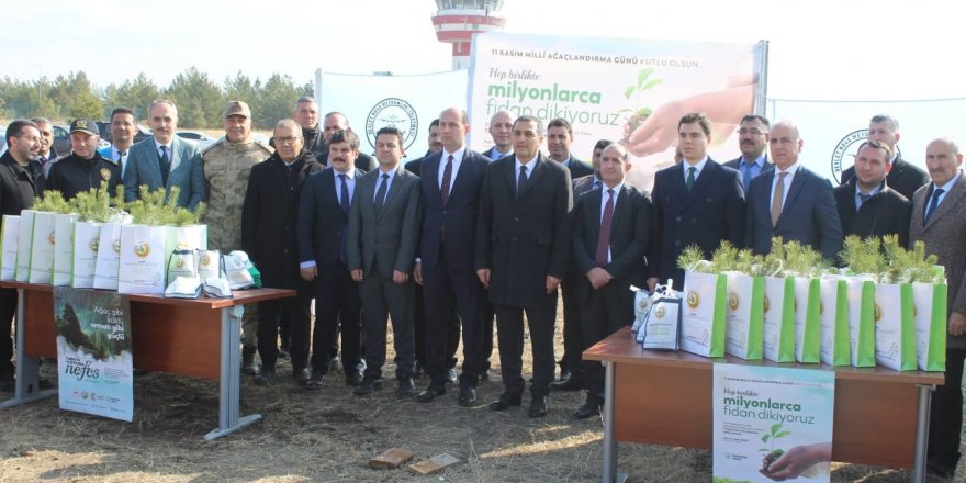 Kars’ta fidanlar toprakla buluştu