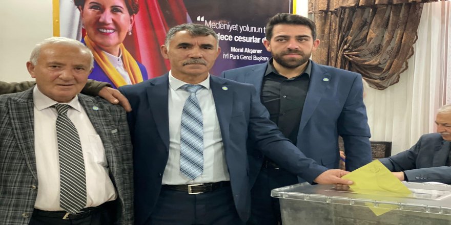 İYİ Parti Merkez İlçe Başkanı Teymen Er Güven Tazeledi