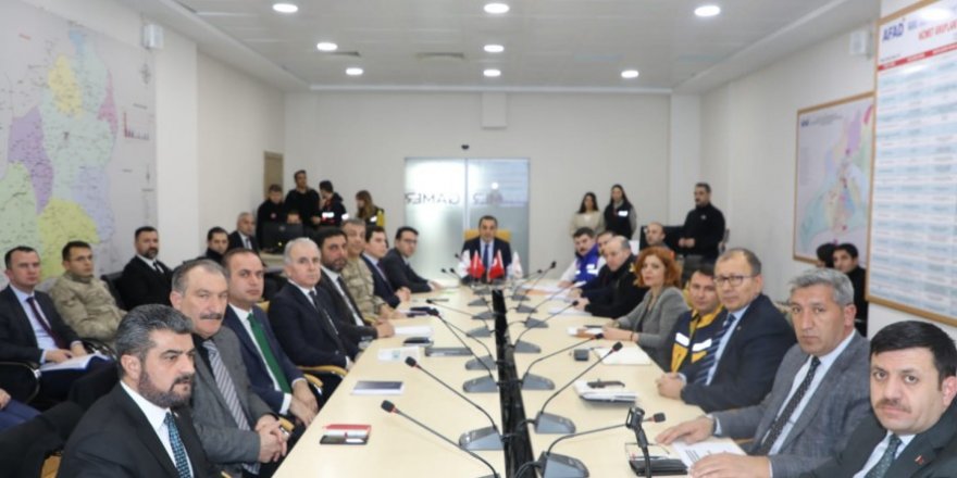 Vali Türker Öksüz, Afet Müdahale Planı Koordinasyon Toplantısı yaptı