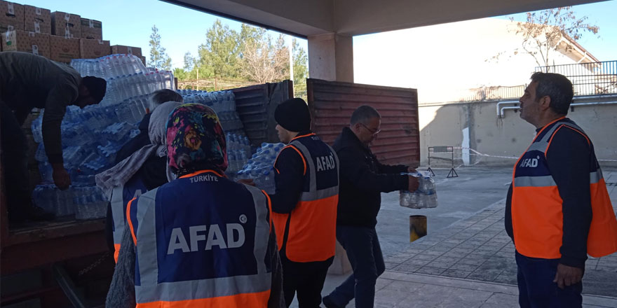Kars’tan 130 tır yardım malzemesi deprem bölgesine gönderildi