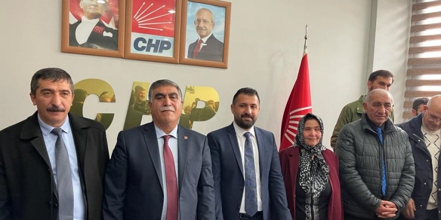 Onur Uludaşdemir, CHP Kars Milletvekili Aday Adaylığını Açıkladı